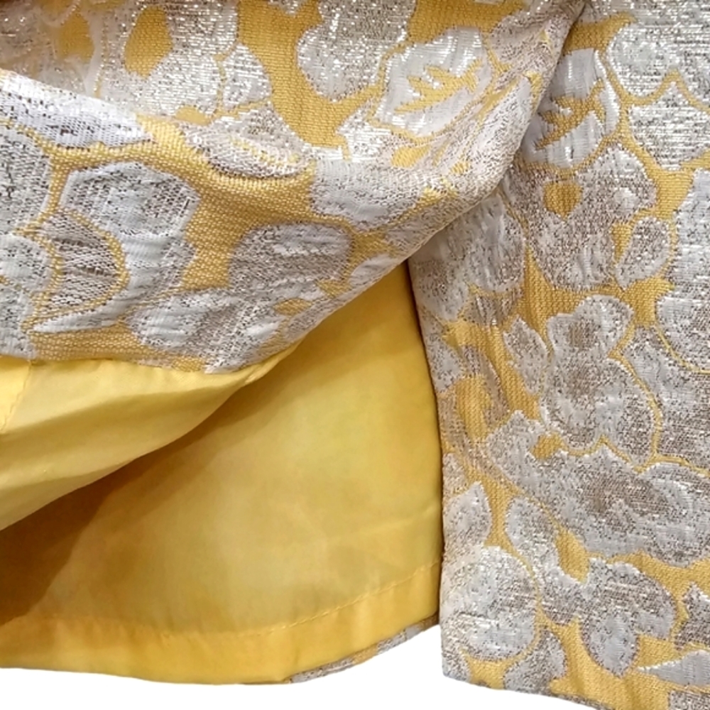 Vintage Kasper Gold/Creme Metalic Floral Jacquard Rhinestone Buttons Suit Set - Picture 14 of 17